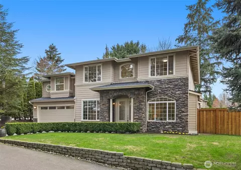 10226 NE 110th St, Kirkland, WA 98033