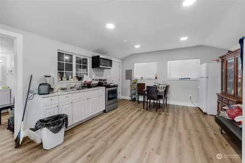 7710 Rainier Dr, Everett, WA 98203 photo 27