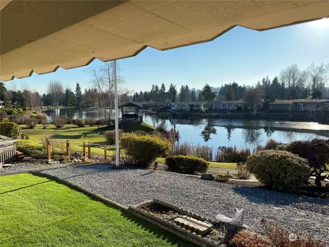 23632 Lake Dr E, Bothell, WA 98021 photo 31
