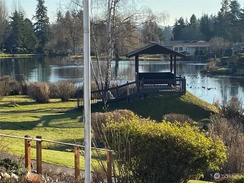23632 Lake Dr E, Bothell, WA 98021 photo 32