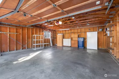 23632 Lake Dr E, Bothell, WA 98021 photo 36