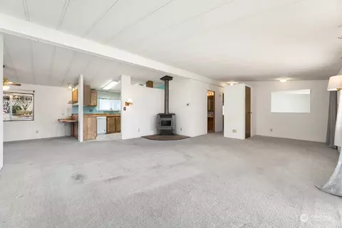 23632 Lake Dr E, Bothell, WA 98021 photo 8