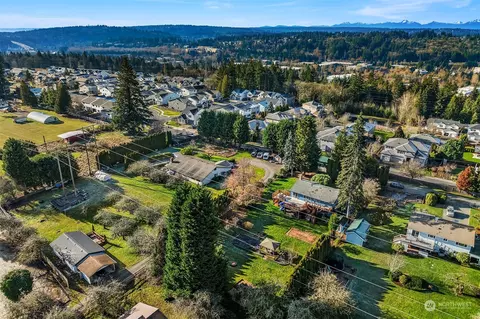 View/Area - 24107 45th Ave SE, Bothell, WA 98021 photo 3 of 3