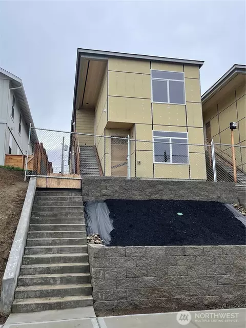 2420 S I St, Tacoma, WA 98405