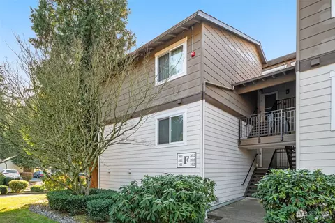 12933 127th Dr NE #F301, Kirkland, WA 98034