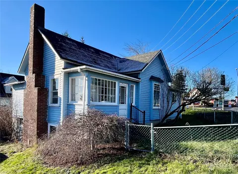 2235 Main St, Ferndale, WA 98248
