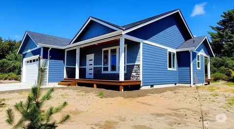 998 Cascade Ave SW, Ocean Shores, WA 98569