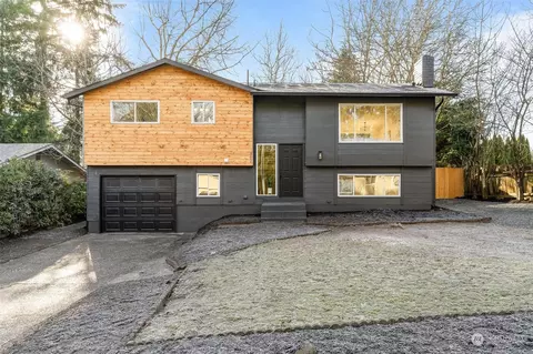 302 225th St SW, Bothell, WA 98021