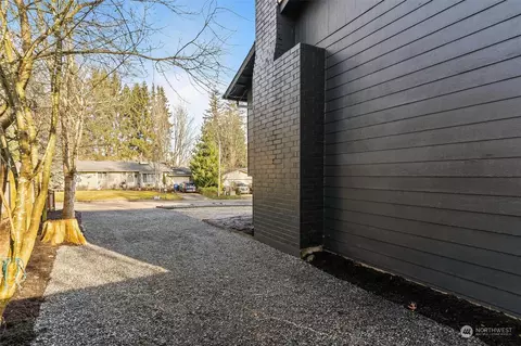 302 225th St SW, Bothell, WA 98021 photo 32