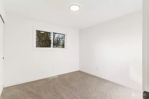 302 225th St SW, Bothell, WA 98021 photo 13