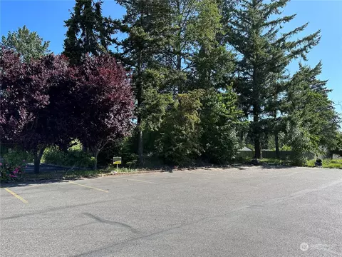 8839 Pacific Ave, Tacoma, WA 98444