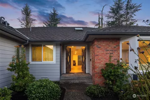 Entry Way - 2216 138th Pl SE, Mill Creek, WA 98012 photo 1 of 2
