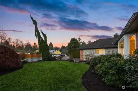 Exterior - 2216 138th Pl SE, Mill Creek, WA 98012 photo 7 of 7