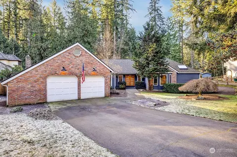 24215 NE 7th Pl, Sammamish, WA 98074