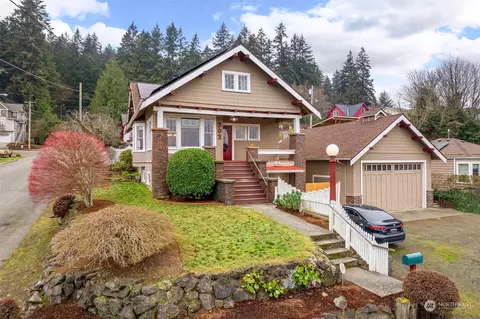 303 N Cambrian Ave, Bremerton, WA 98312