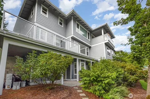 22635 SE 44th Pl #1631, Issaquah, WA 98029
