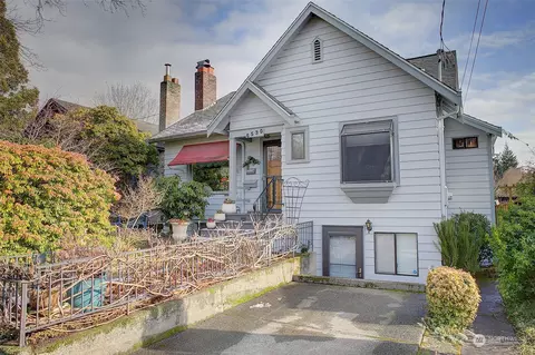 6530 23rd Ave NE, Seattle, WA 98115