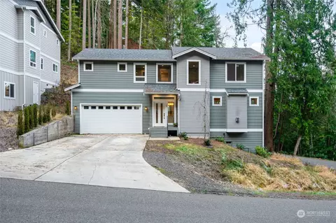 1 Wisteria Ln, Bellingham, WA 98229