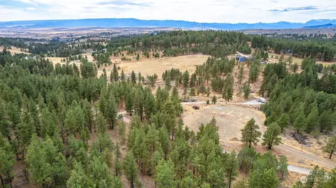 202 Pinewoods Way, East Wenatchee, WA 98802