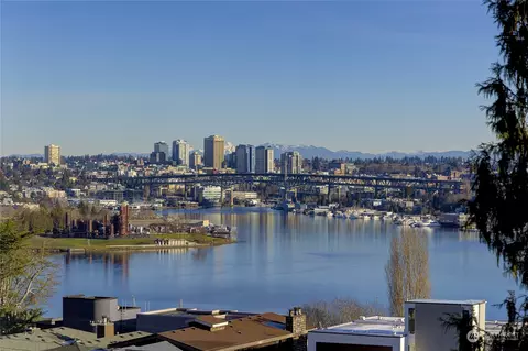 655 Crockett St #B404, Seattle, WA 98109