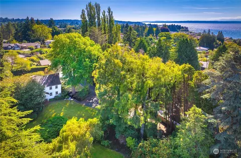 View/Area - 9722 Cherry St, Edmonds, WA 98020 photo 2 of 4
