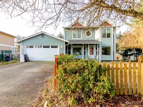 20608 16th Ave Ct E, Spanaway, WA 98387