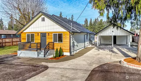 937 160th St E, Tacoma, WA 98445