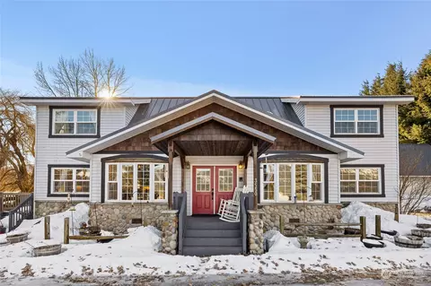 Exterior - 3550 Nelson Siding Rd, Cle Elum, WA 98922 photo 1 of 8