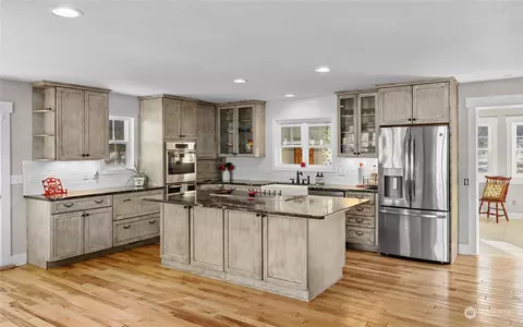 Kitchen - 3550 Nelson Siding Rd, Cle Elum, WA 98922 photo 1 of 5