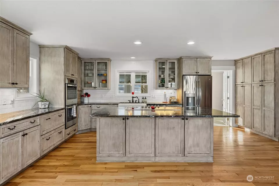 Kitchen - 3550 Nelson Siding Rd, Cle Elum, WA 98922 photo 3 of 5