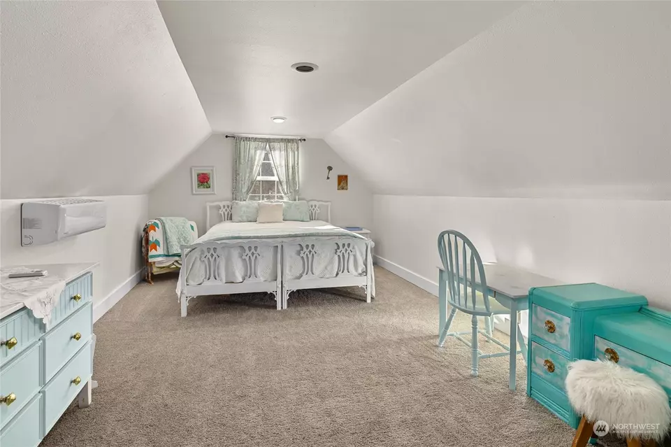 Bedroom - 3550 Nelson Siding Rd, Cle Elum, WA 98922 photo 3 of 3