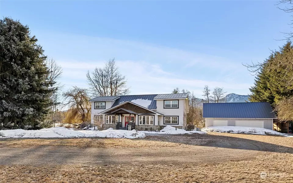 Exterior - 3550 Nelson Siding Rd, Cle Elum, WA 98922 photo 2 of 8