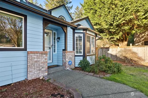 5911 Compton Loop SE, Lacey, WA 98513 photo 3