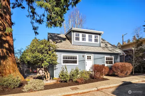 4468 SW Kenyon Pl, Seattle, WA 98136