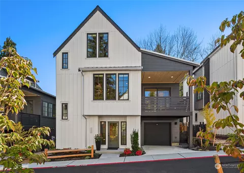 2228 NE 125th St, Seattle, WA 98125