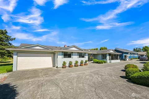 5526 Sehome Ct, Blaine, WA 98230