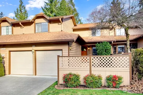 25422 213th Pl SE #11, Maple Valley, WA 98038