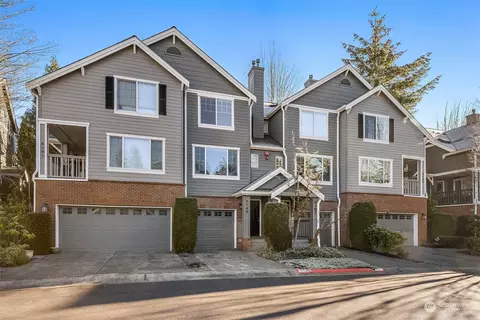 4189 248th Ct SE #6, Issaquah, WA 98029