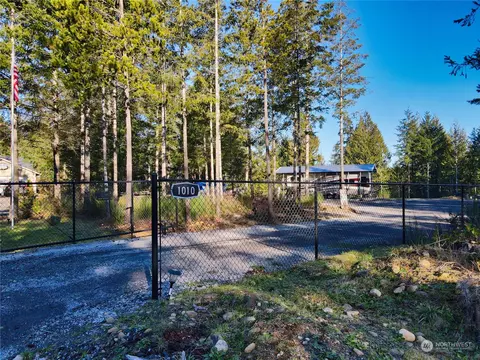 1010 W California Rd, Shelton, WA 98584