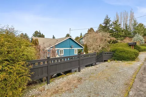 1016 SW 120th St, Seattle, WA 98146