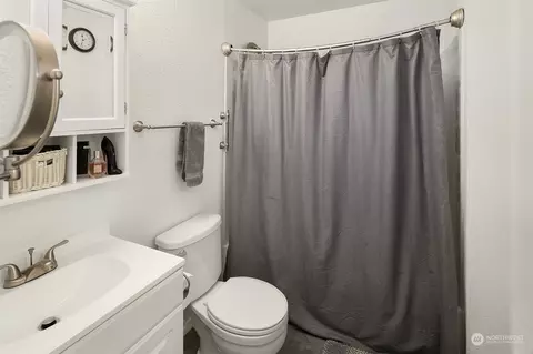 Bath - 17807 30th Dr SE, Bothell, WA 98012 photo 1 of 2