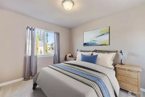 Bedroom - 18118 40th Dr SE, Bothell, WA 98012 photo 4 of 6