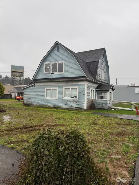 511 Simpson Ave, Hoquiam, WA 98550
