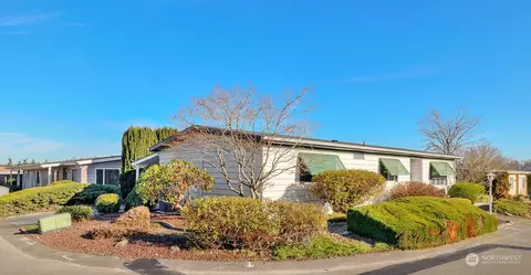 2500 Alder St #6, Milton, WA 98354