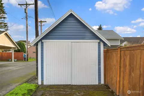 2001 Hoyt Ave, Everett, WA 98201 photo 33