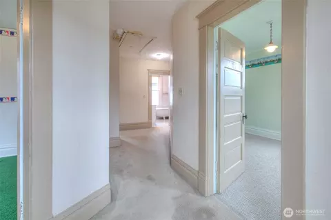 Entry Way - 117 E 5th St, Aberdeen, WA 98520 photo 1 of 1