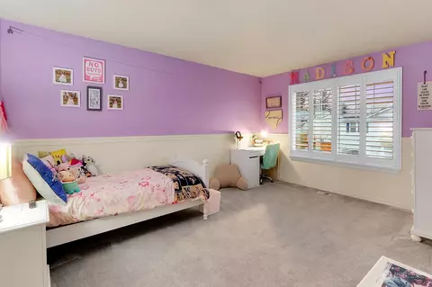 Bedroom - 4828 112th St SE, Everett, WA 98208 photo 3 of 4