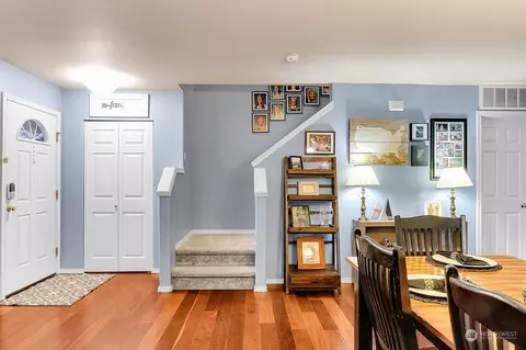 Entry Way - 4828 112th St SE, Everett, WA 98208 photo 1 of 1