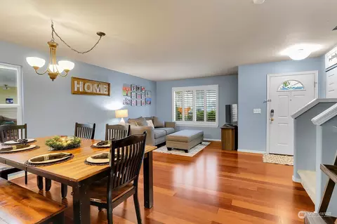 Dining - 4828 112th St SE, Everett, WA 98208 photo 1 of 1