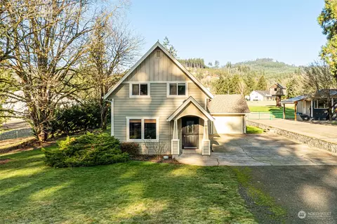 204 Reno Cut Off Rd, Woodland, WA 98674